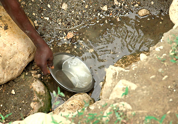 Scarce water supply in Haiti