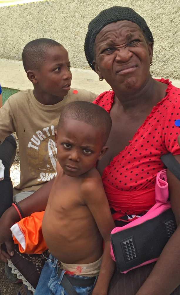 Mobile Medical Clinic in La Roche, Haiti