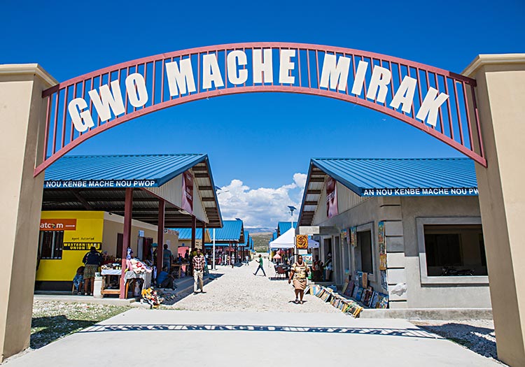 Gwo Maché Mirak - The Grand Miracle Market