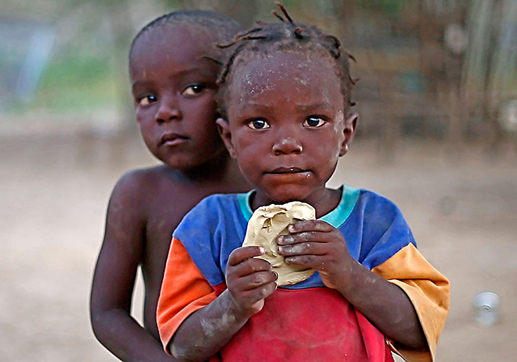 There are so many children in Haiti who are starving, their families have to feed them Bon Bon Té (mud cookies).
