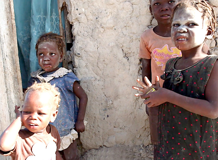 Very poor Haitian children