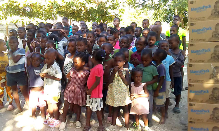 Feeding hungry children in Haiti