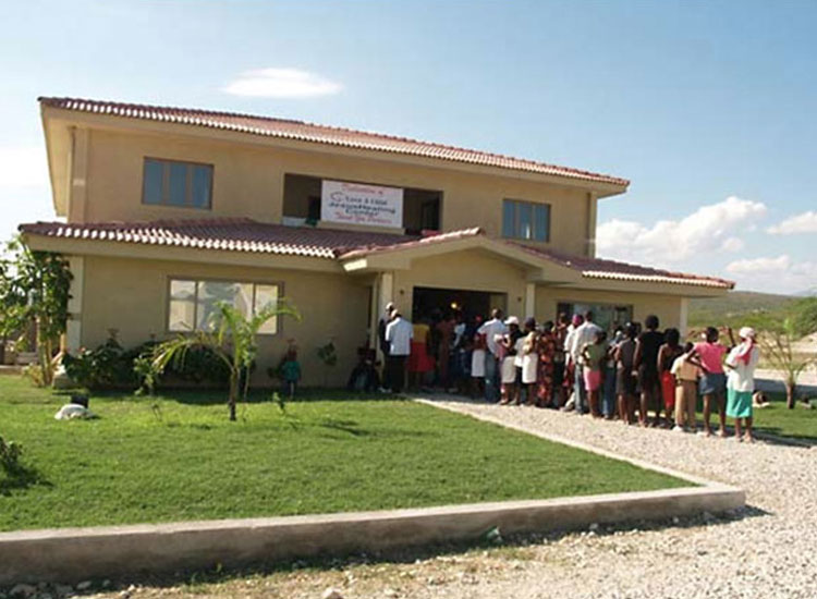 Jesus Healing Center, Fond Parisien, Haiti