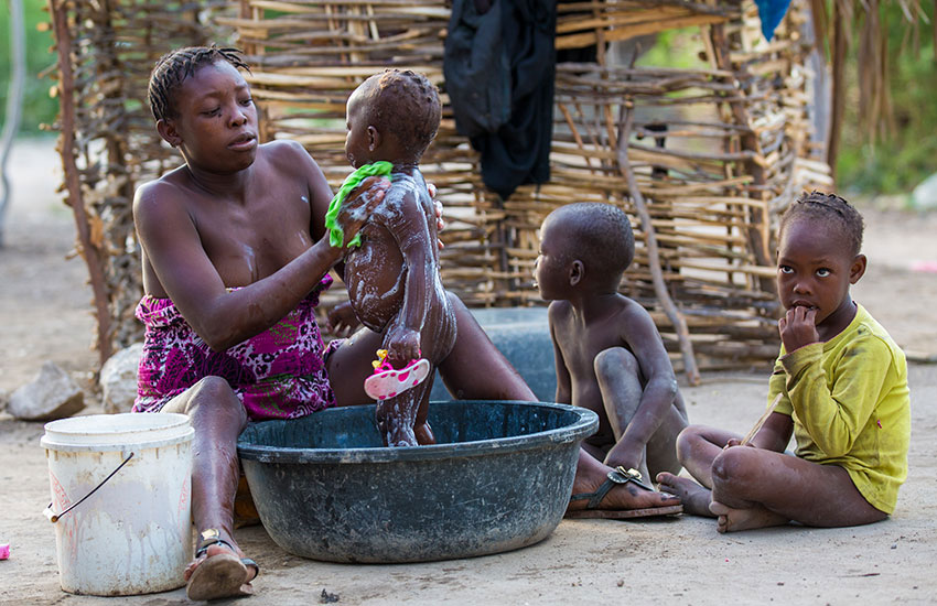 haitian women bathing