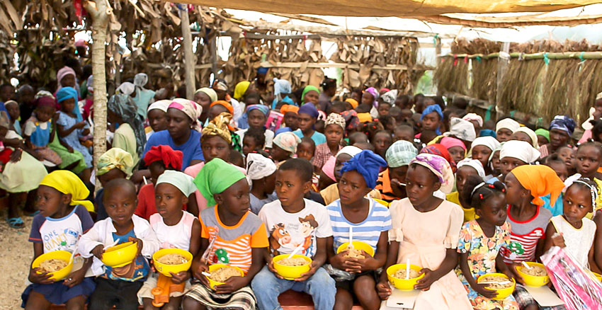 Whenever we drive to Peyi Pouri to feed the little children and their families from this village, we feel so blessed to be able to help the poor!