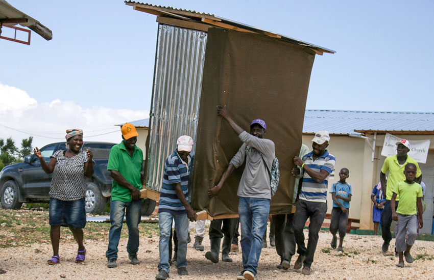 The village of Peyi Pouri received two “Arborloo” compost toilets for the community.