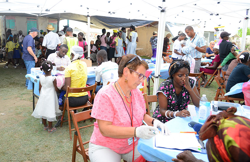 Medical staff treating the community of Despeezo.