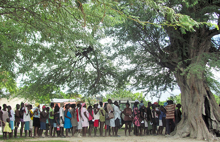 Our first Mobile Medical Clinic in Despeezo.