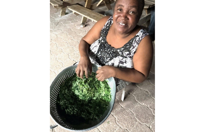 LAC Workers… “Eating Healthy!”